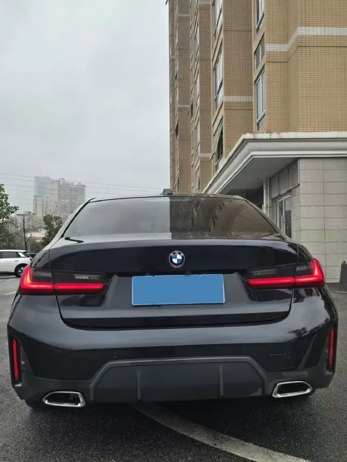 2023 BMW 3 Series 2.0T 156HP L4 8AT,autocango,china used car exporter,china ev exporter,chinese used car exporter,chinese used ev exporter