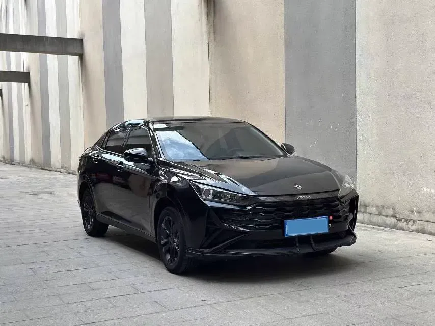 2024 DongFeng Aeolus YiXuan 1.5L 125HP L4 6DCT,autocango,china used car exporter,china ev exporter,chinese used car exporter,chinese used ev exporter