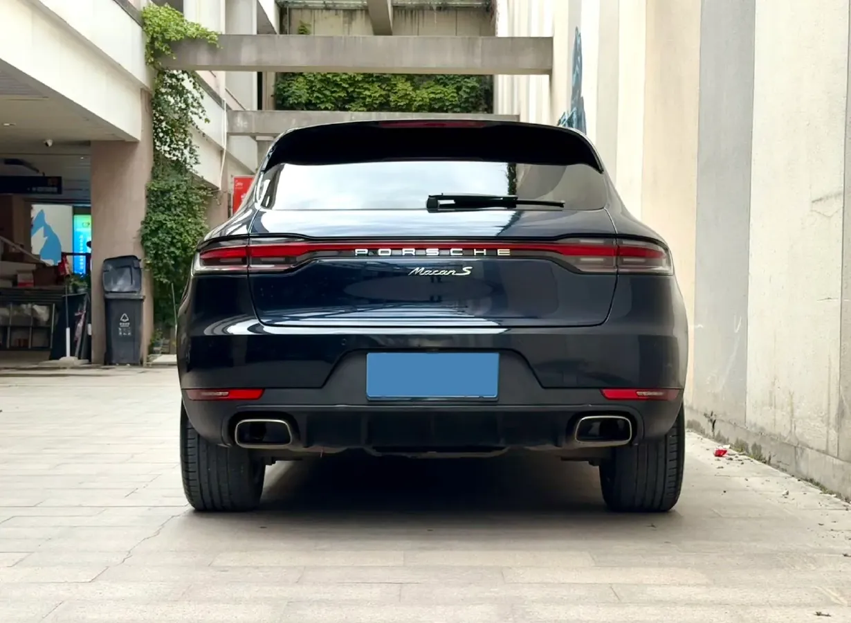 2018 Porsche Macan 2.0T 252HP L4 7DCT,autocango,china used car exporter,china ev exporter,chinese used car exporter,chinese used ev exporter