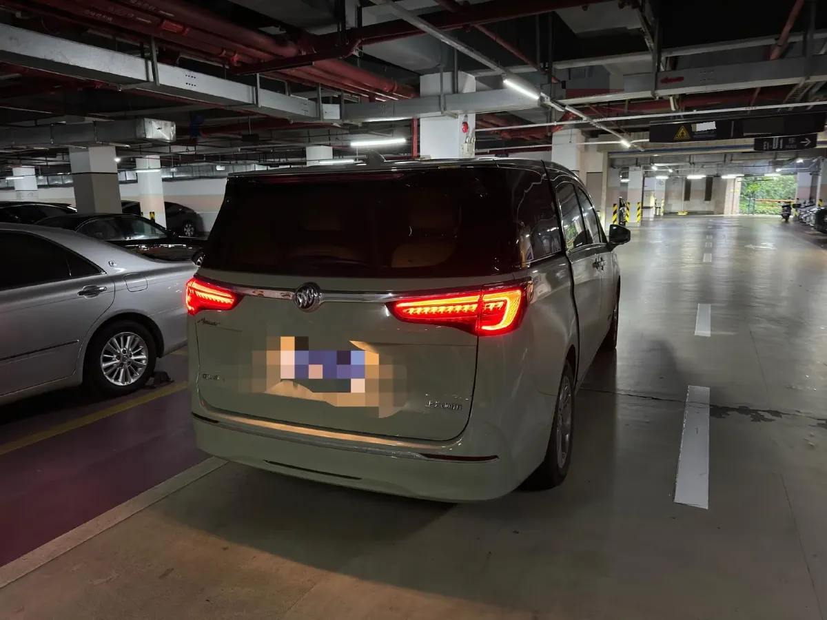 2020 Buick GL8 2.0T 237HP L4 9AT,autocango,china used car exporter,china ev exporter,chinese used car exporter,chinese used ev exporter