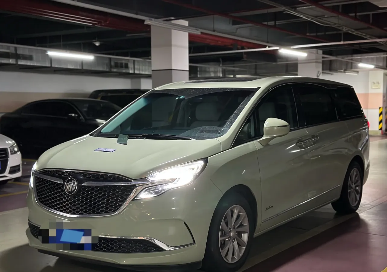 2020 Buick GL8 2.0T 237HP L4 9AT,autocango,china used car exporter,china ev exporter,chinese used car exporter,chinese used ev exporter