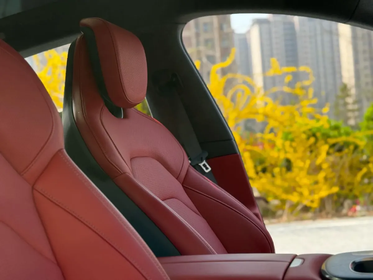 2024 MI SU7 BEV 73.6KWH,autocango,china used car exporter,china ev exporter,chinese used car exporter,chinese used ev exporter