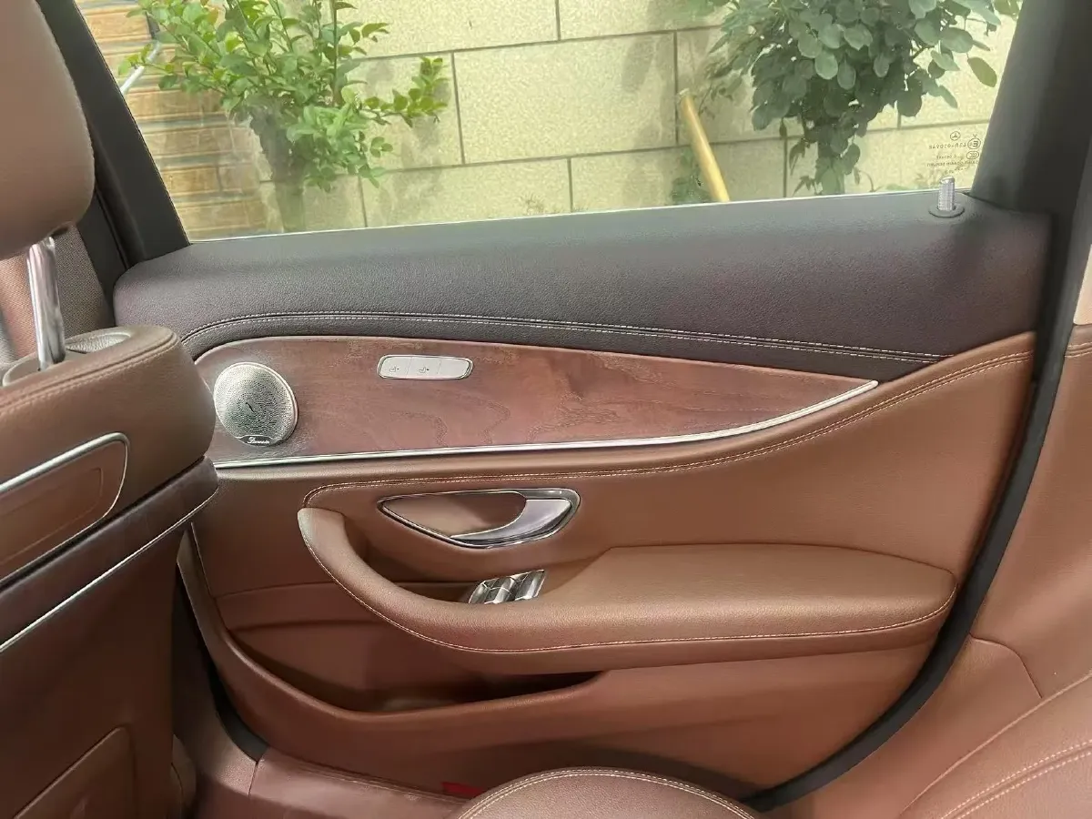 2020 Mercedes-Benz E Class 2.0T 258HP L4 9AT,autocango,china used car exporter,china ev exporter,chinese used car exporter,chinese used ev exporter