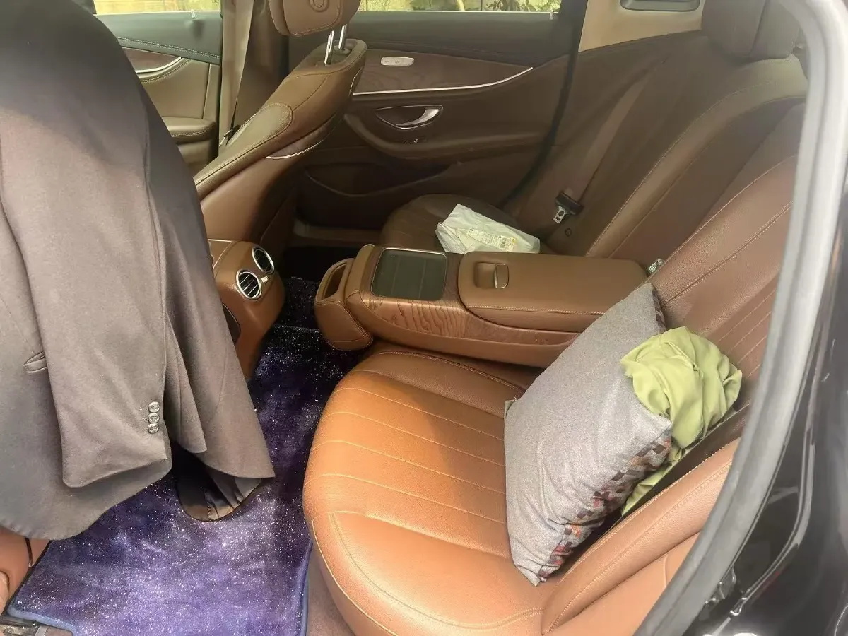 2020 Mercedes-Benz E Class 2.0T 258HP L4 9AT,autocango,china used car exporter,china ev exporter,chinese used car exporter,chinese used ev exporter