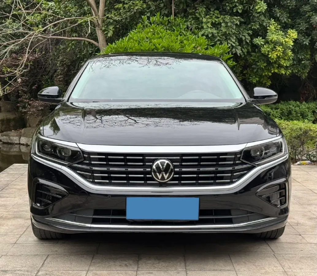 2023 Volkswagen Passat 2.0T 186HP L4 7DCT,autocango,china used car exporter,china ev exporter,chinese used car exporter,chinese used ev exporter