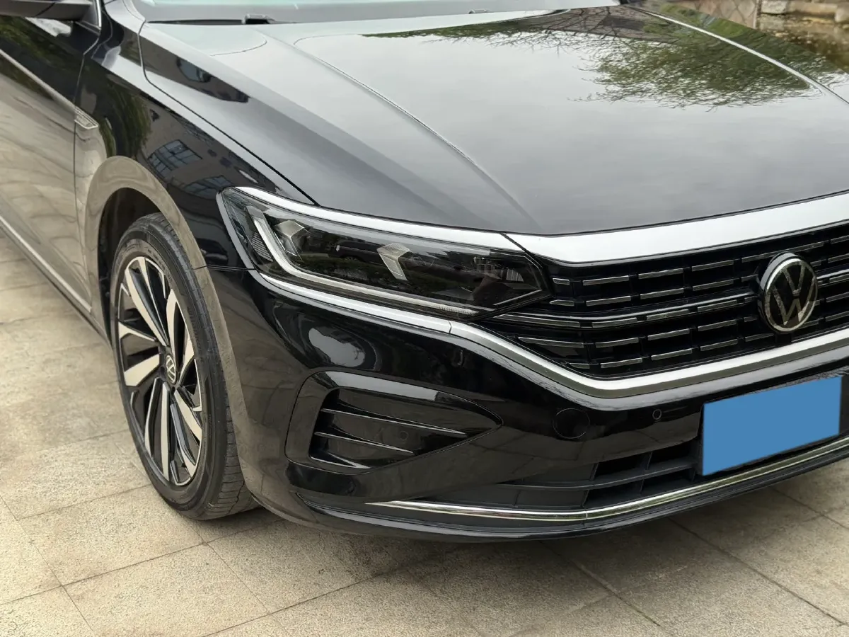 2023 Volkswagen Passat 2.0T 186HP L4 7DCT,autocango,china used car exporter,china ev exporter,chinese used car exporter,chinese used ev exporter