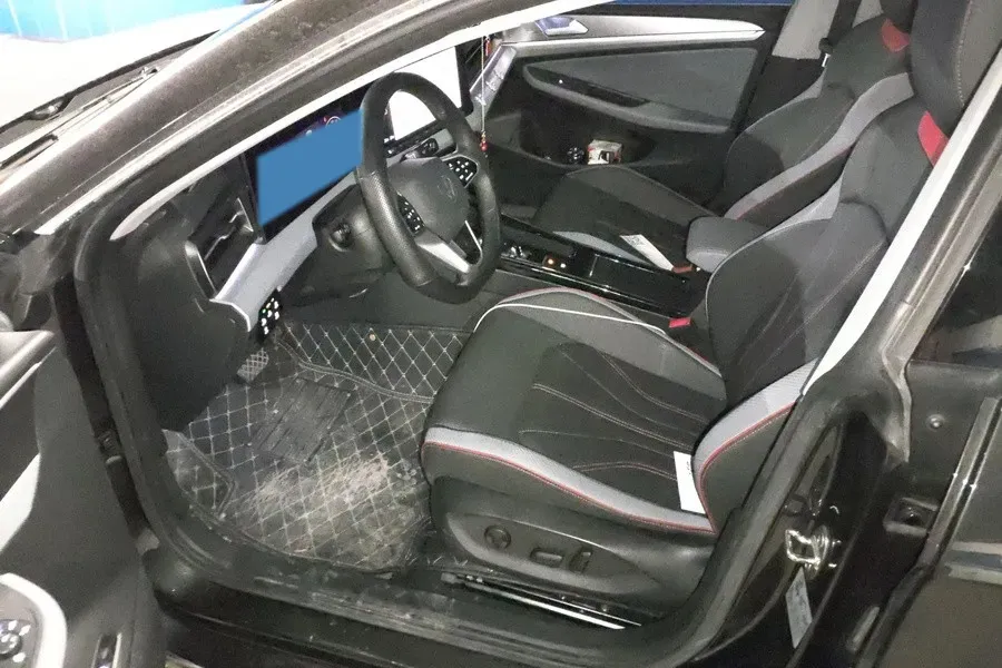 2023 Volkswagen Lamando 1.4T 150HP L4 7DCT,autocango,china used car exporter,china ev exporter,chinese used car exporter,chinese used ev exporter