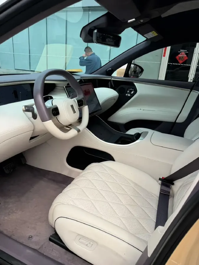 2024 Avatr 11 BEV 90KWH,autocango,china used car exporter,china ev exporter,chinese used car exporter,chinese used ev exporter