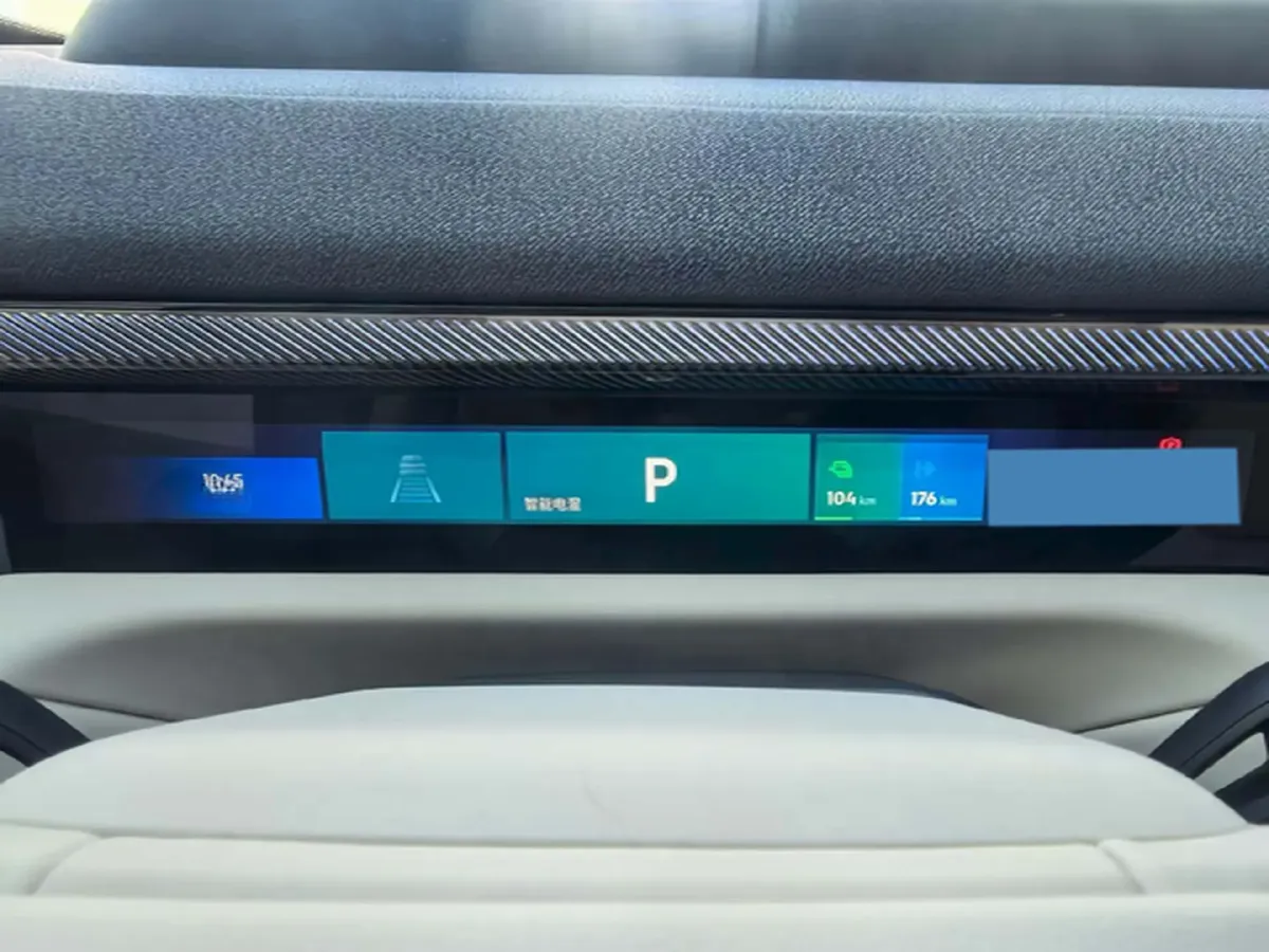 2025 LYNK&CO 900 2.0T 254HP L4 3DHT PHEV,autocango,china used car exporter,china ev exporter,chinese used car exporter,chinese used ev exporter