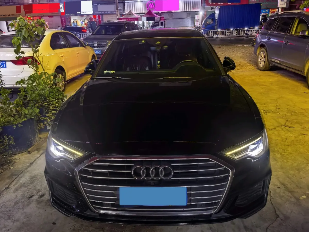 2021 Audi A6L 2.0T 190HP L4 7DCT,autocango,china used car exporter,china ev exporter,chinese used car exporter,chinese used ev exporter