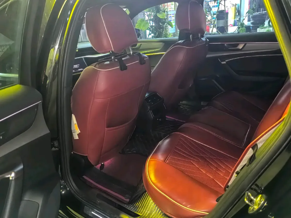 2021 Audi A6L 2.0T 190HP L4 7DCT,autocango,china used car exporter,china ev exporter,chinese used car exporter,chinese used ev exporter