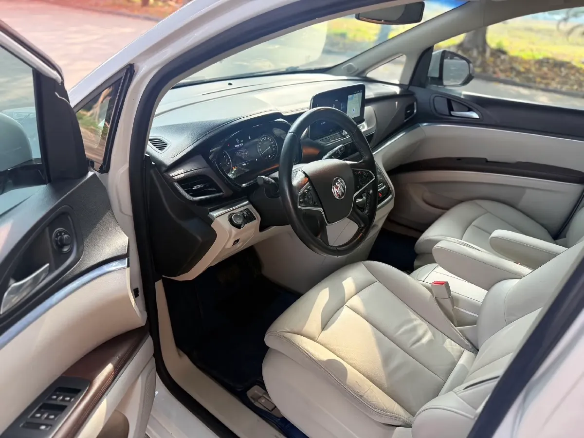 2021 Buick GL8 2.0T 237HP L4 9AT,autocango,china used car exporter,china ev exporter,chinese used car exporter,chinese used ev exporter