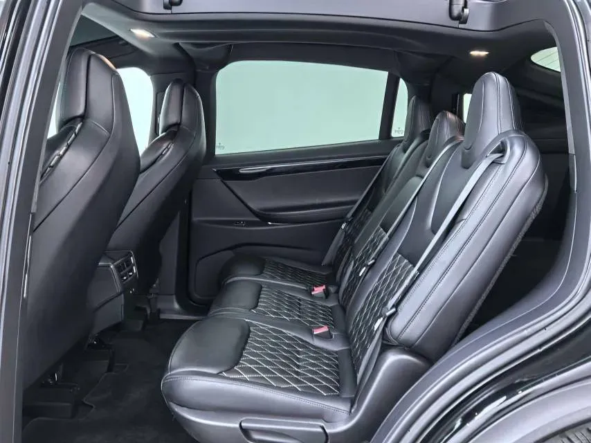 2017 Tesla Model X BEV 100KWH,autocango,china used car exporter,china ev exporter,chinese used car exporter,chinese used ev exporter