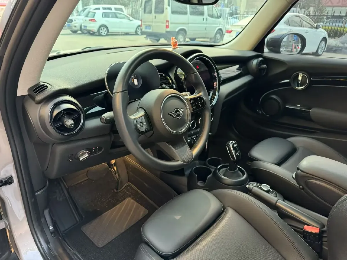 2023 MINI MINI 1.5T 136HP L3 7DCT,autocango,china used car exporter,china ev exporter,chinese used car exporter,chinese used ev exporter