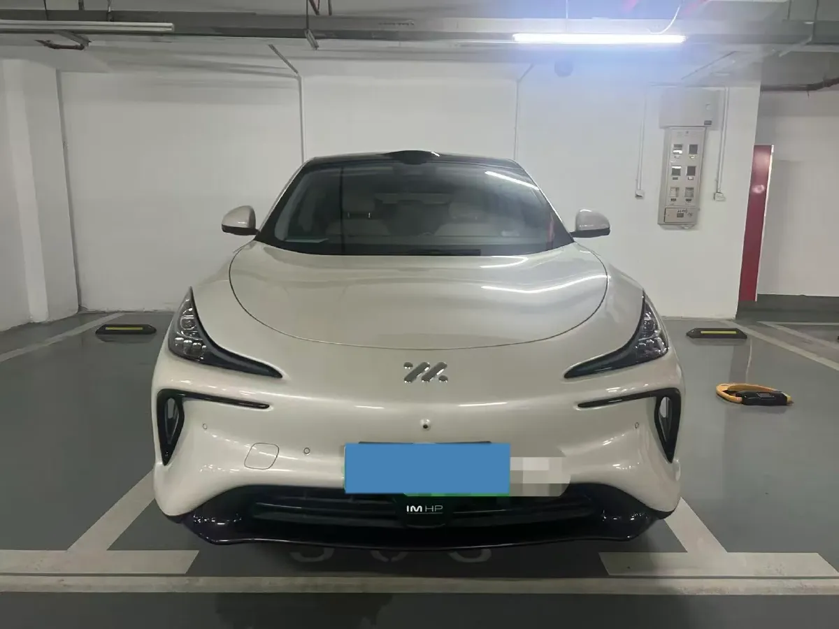 2023 IM LS6 BEV 71KWH,autocango,china used car exporter,china ev exporter,chinese used car exporter,chinese used ev exporter