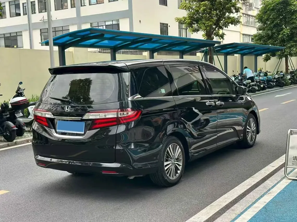 2018 Honda Odyssey 2.4L 186HP L4 CVT,autocango,china used car exporter,china ev exporter,chinese used car exporter,chinese used ev exporter