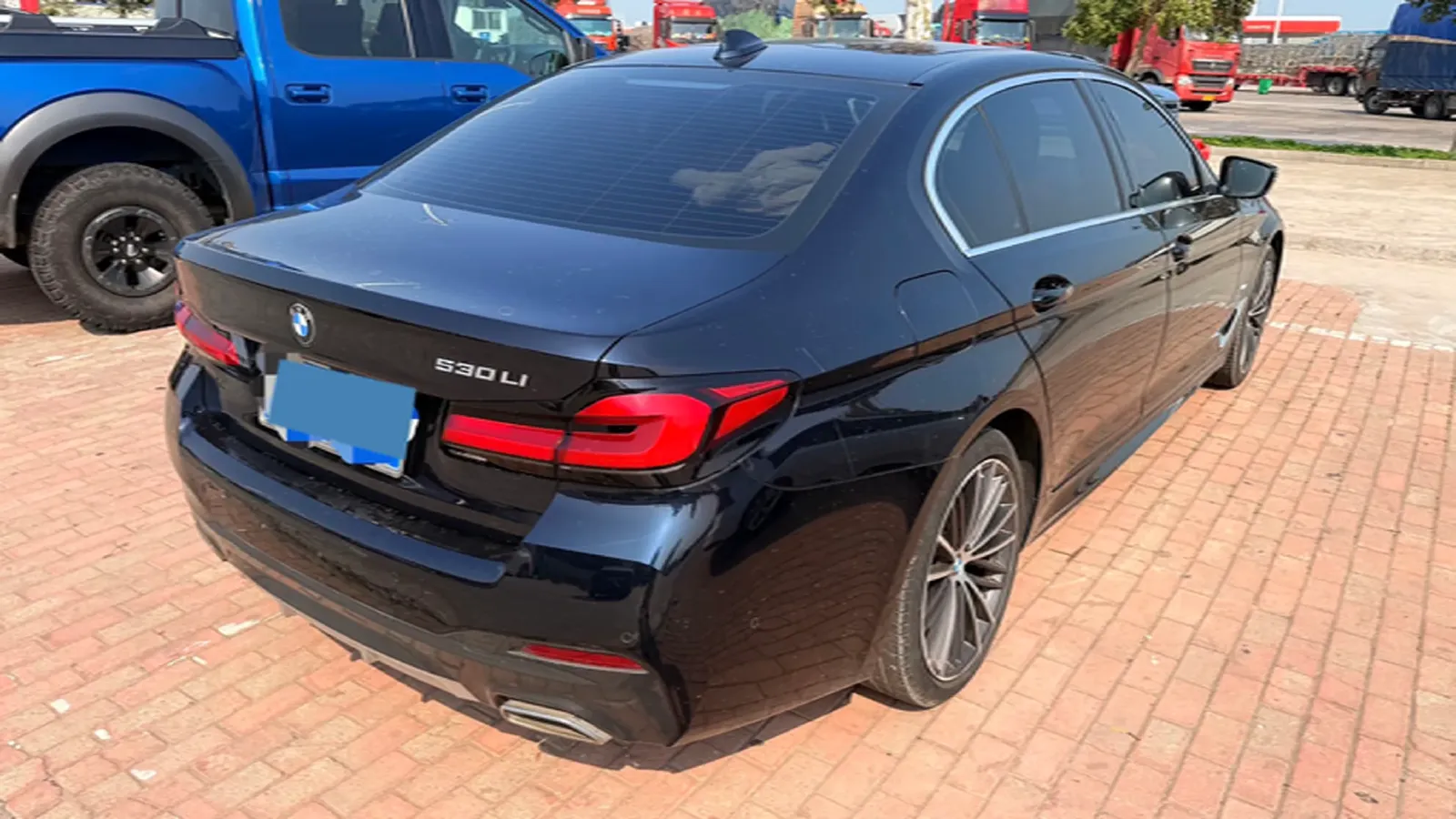 2021 BMW 5 Series 2.0T 252HP L4 8AT,autocango,china used car exporter,china ev exporter,chinese used car exporter,chinese used ev exporter