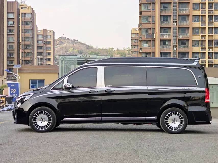 2022 Mercedes-Benz V Class 2.0T 211HP L4 9AT,autocango,china used car exporter,china ev exporter,chinese used car exporter,chinese used ev exporter