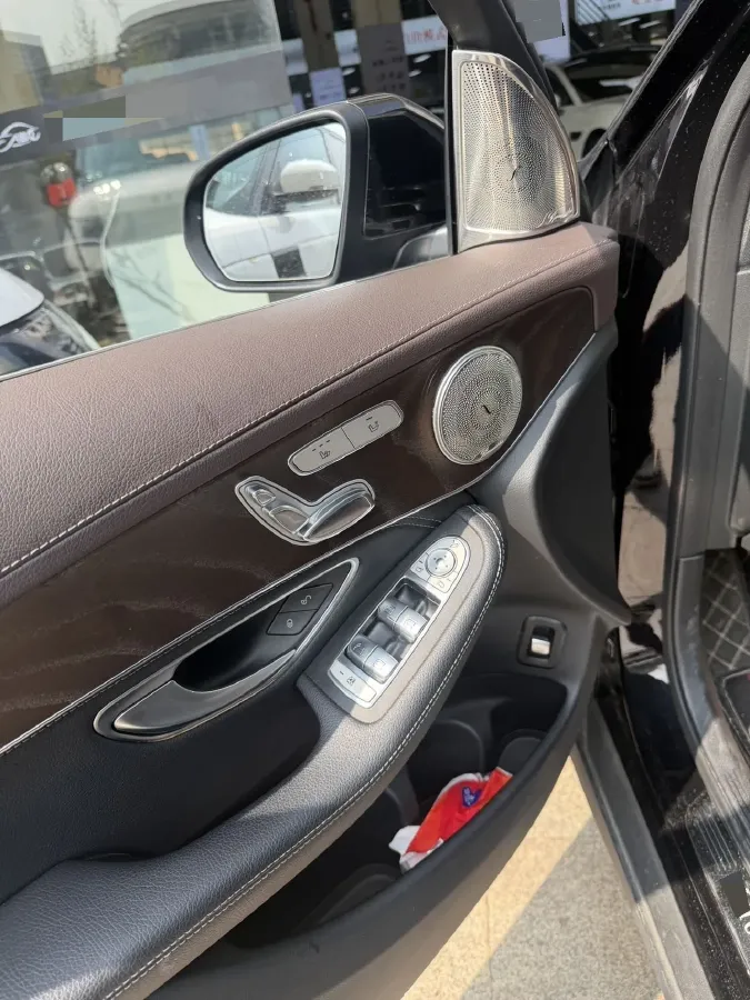 2020 Mercedes-Benz GLC Class 2.0T 197HP L4 9AT,autocango,china used car exporter,china ev exporter,chinese used car exporter,chinese used ev exporter