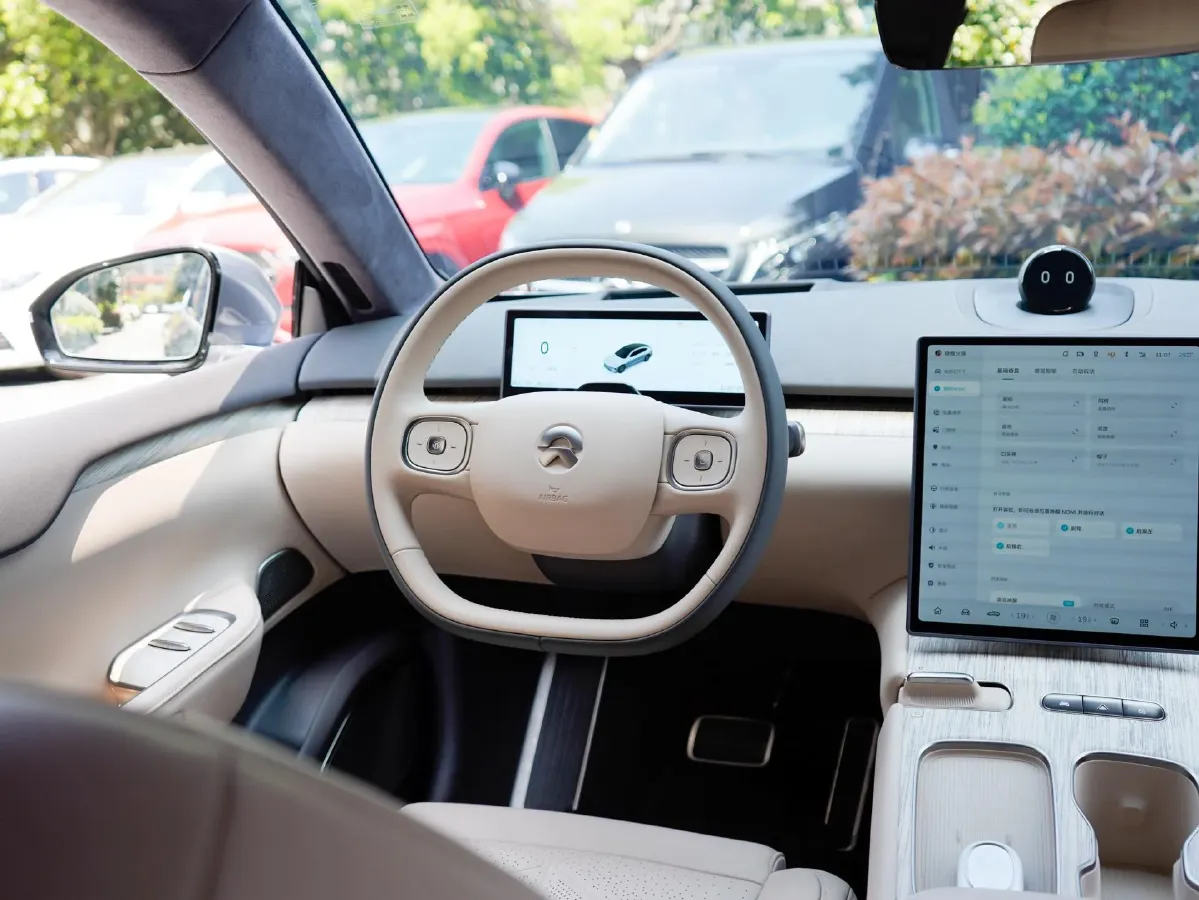 2024 NIO ET7 BEV 75KWH,autocango,china used car exporter,china ev exporter,chinese used car exporter,chinese used ev exporter