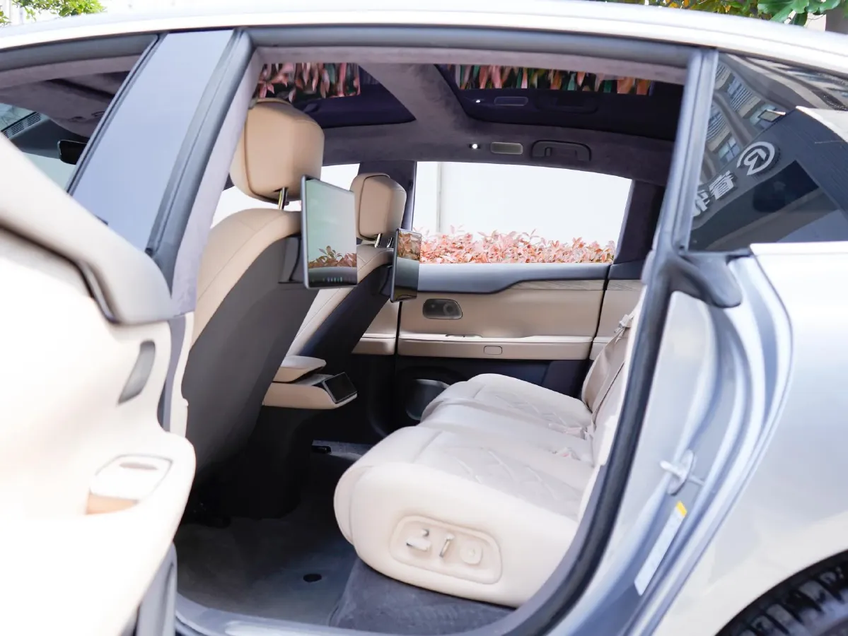 2024 NIO ET7 BEV 75KWH,autocango,china used car exporter,china ev exporter,chinese used car exporter,chinese used ev exporter