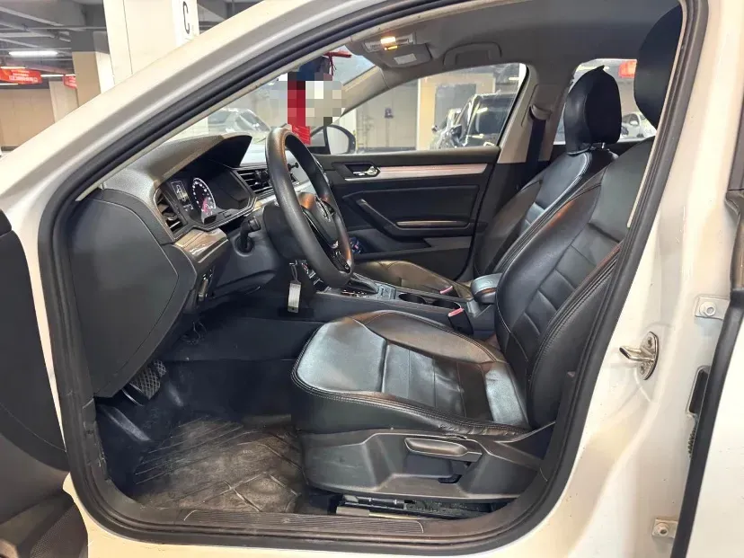 2019 Volkswagen T-Cross 1.4T 150HP L4 7DCT,autocango,china used car exporter,china ev exporter,chinese used car exporter,chinese used ev exporter