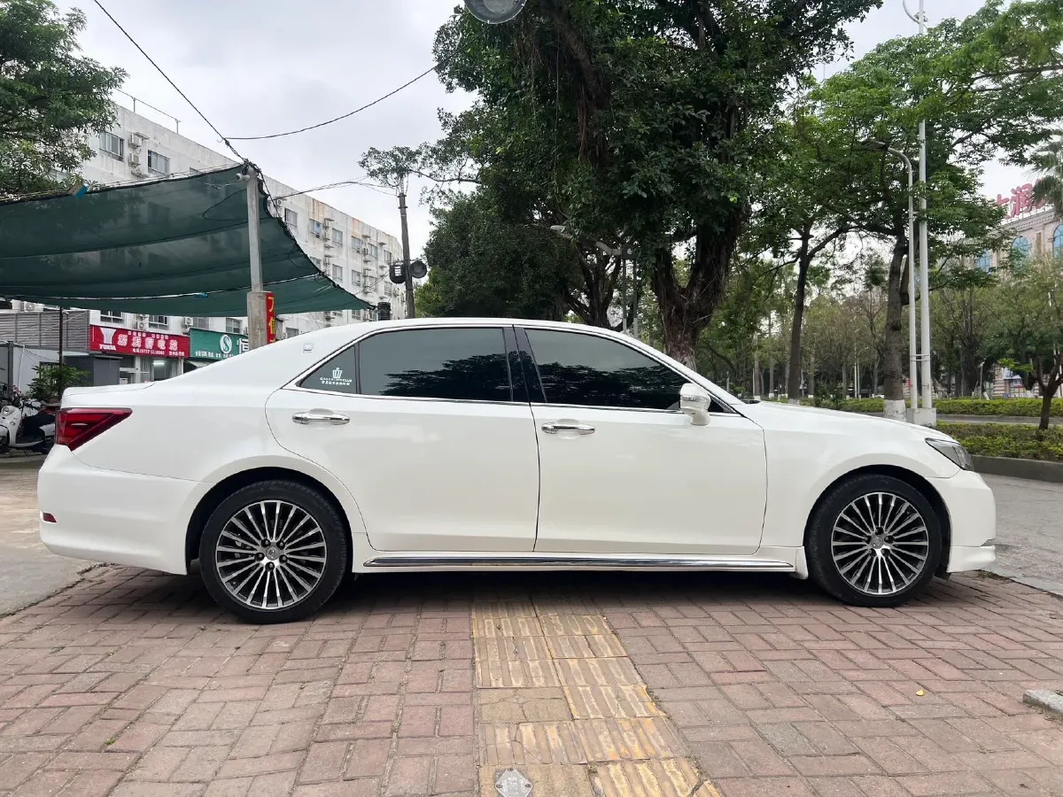 2018 Toyota Highlander 2.0T 220HP L4 6AT,autocango,china used car exporter,china ev exporter,chinese used car exporter,chinese used ev exporter