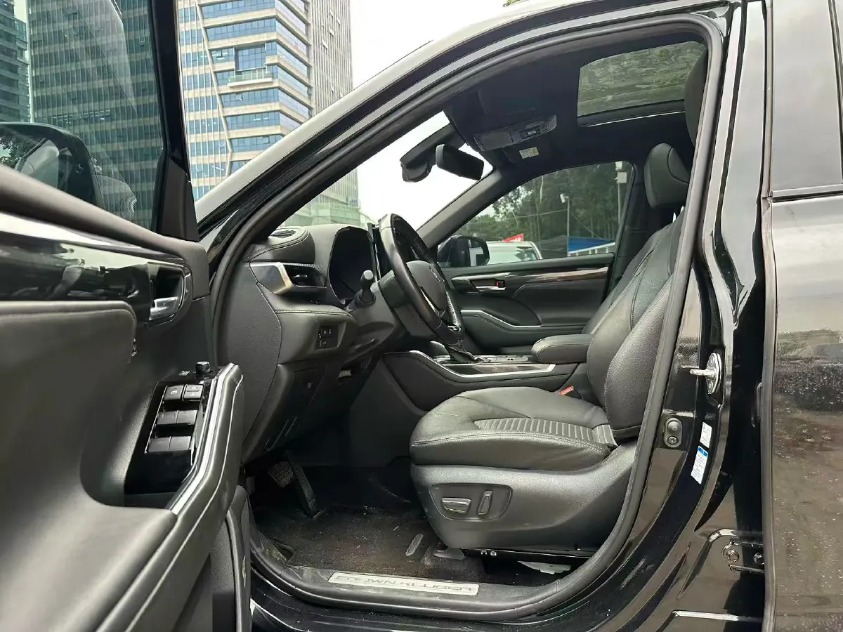 2022 Toyota Crown Kluger 2.5L 192HP L4 E-CVT Hybrid,autocango,china used car exporter,china ev exporter,chinese used car exporter,chinese used ev exporter