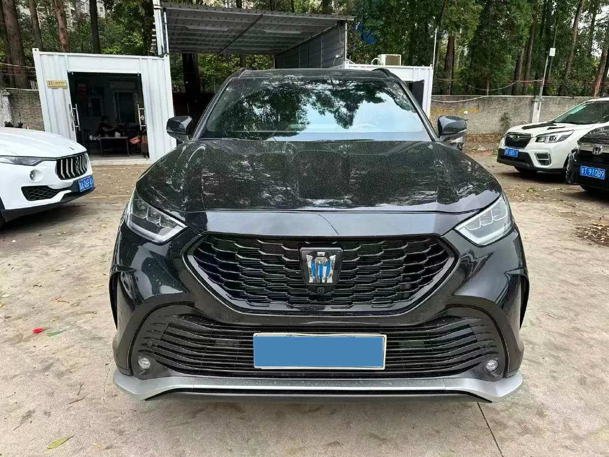 2022 Toyota Crown Kluger 2.5L 192HP L4 E-CVT Hybrid,autocango,china used car exporter,china ev exporter,chinese used car exporter,chinese used ev exporter