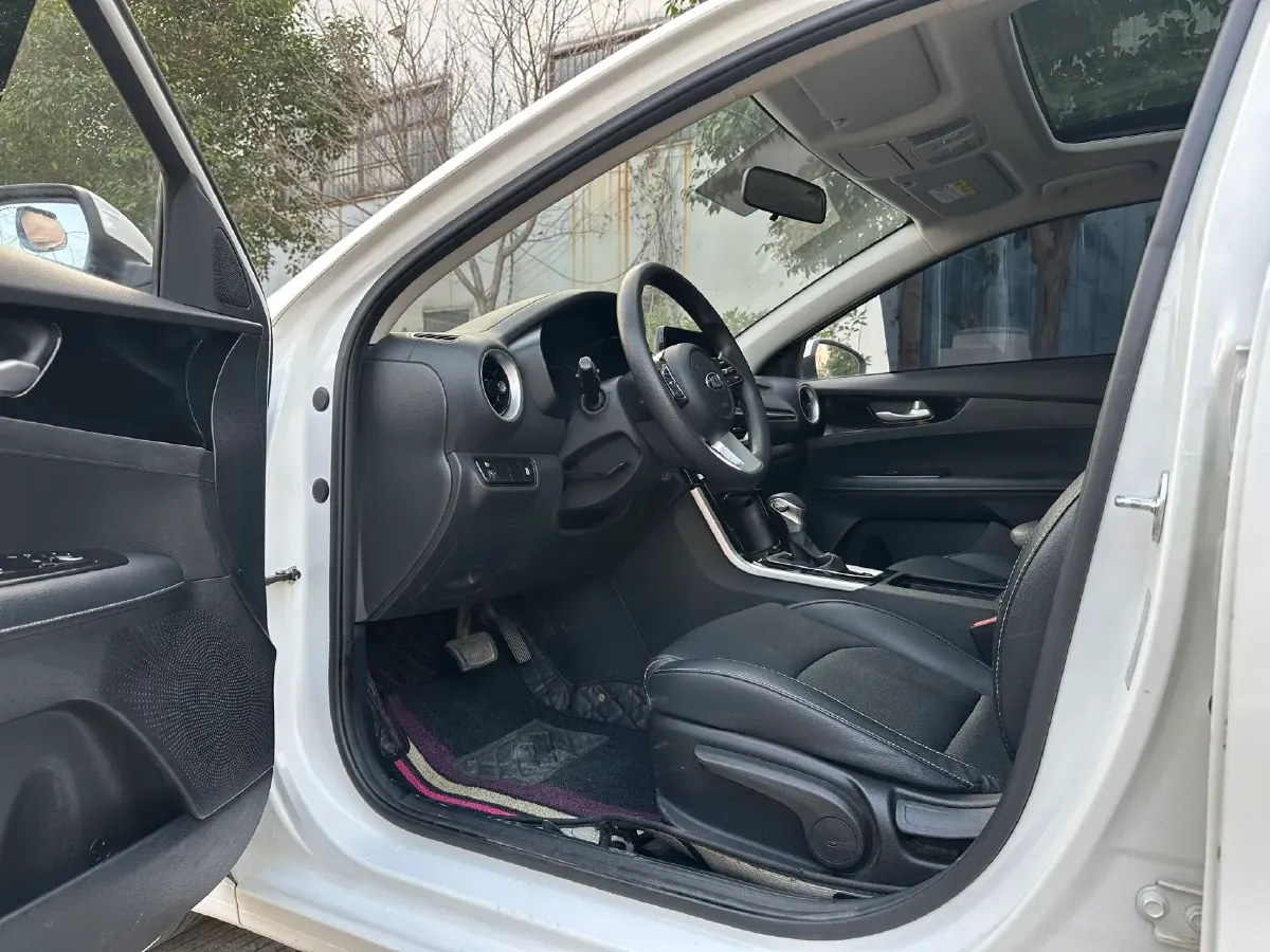 2020 Kia K3 1.5L 115HP L4 CVT,autocango,china used car exporter,china ev exporter,chinese used car exporter,chinese used ev exporter