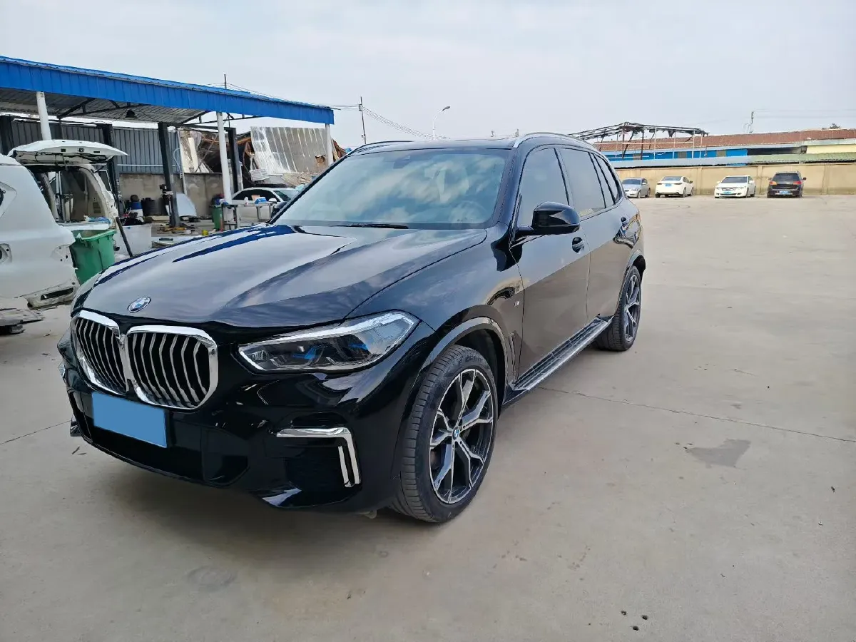 2022 BMW X5 3.0T 333HP L6 8AT,autocango,china used car exporter,china ev exporter,chinese used car exporter,chinese used ev exporter