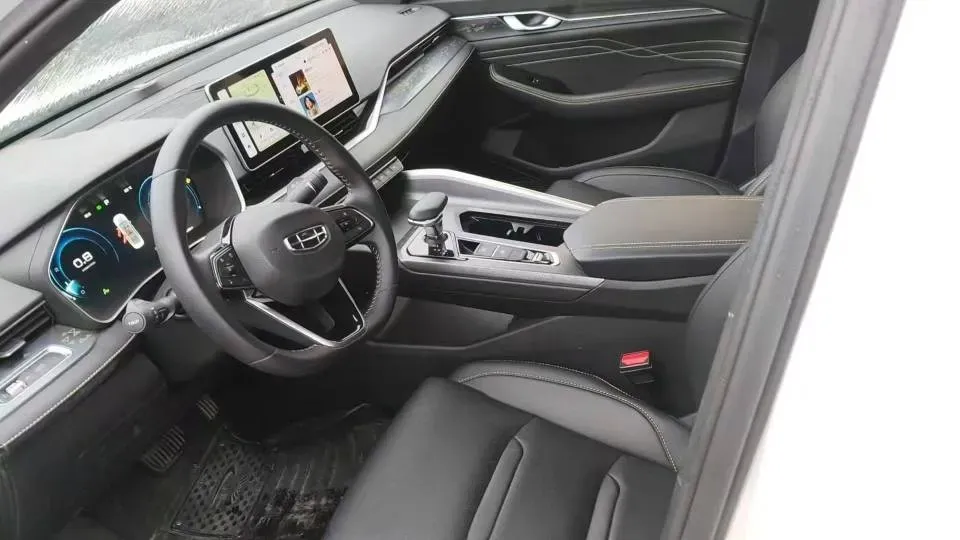 2024 Geely Preface 1.5T 181HP L4 7DCT,autocango,china used car exporter,china ev exporter,chinese used car exporter,chinese used ev exporter