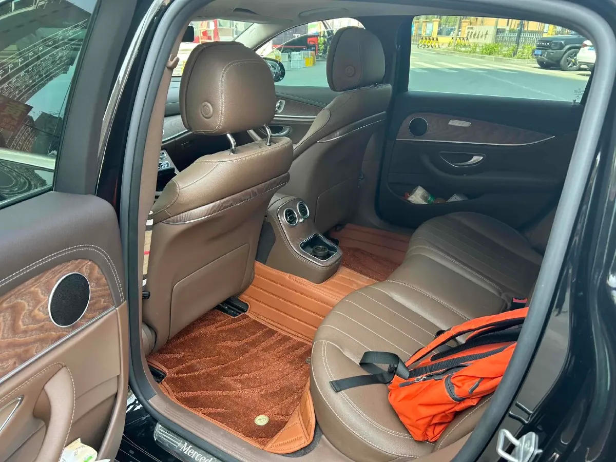 2021 Mercedes-Benz E Class 2.0T 258HP L4 9AT,autocango,china used car exporter,china ev exporter,chinese used car exporter,chinese used ev exporter