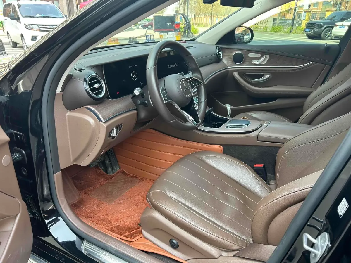 2021 Mercedes-Benz E Class 2.0T 258HP L4 9AT,autocango,china used car exporter,china ev exporter,chinese used car exporter,chinese used ev exporter