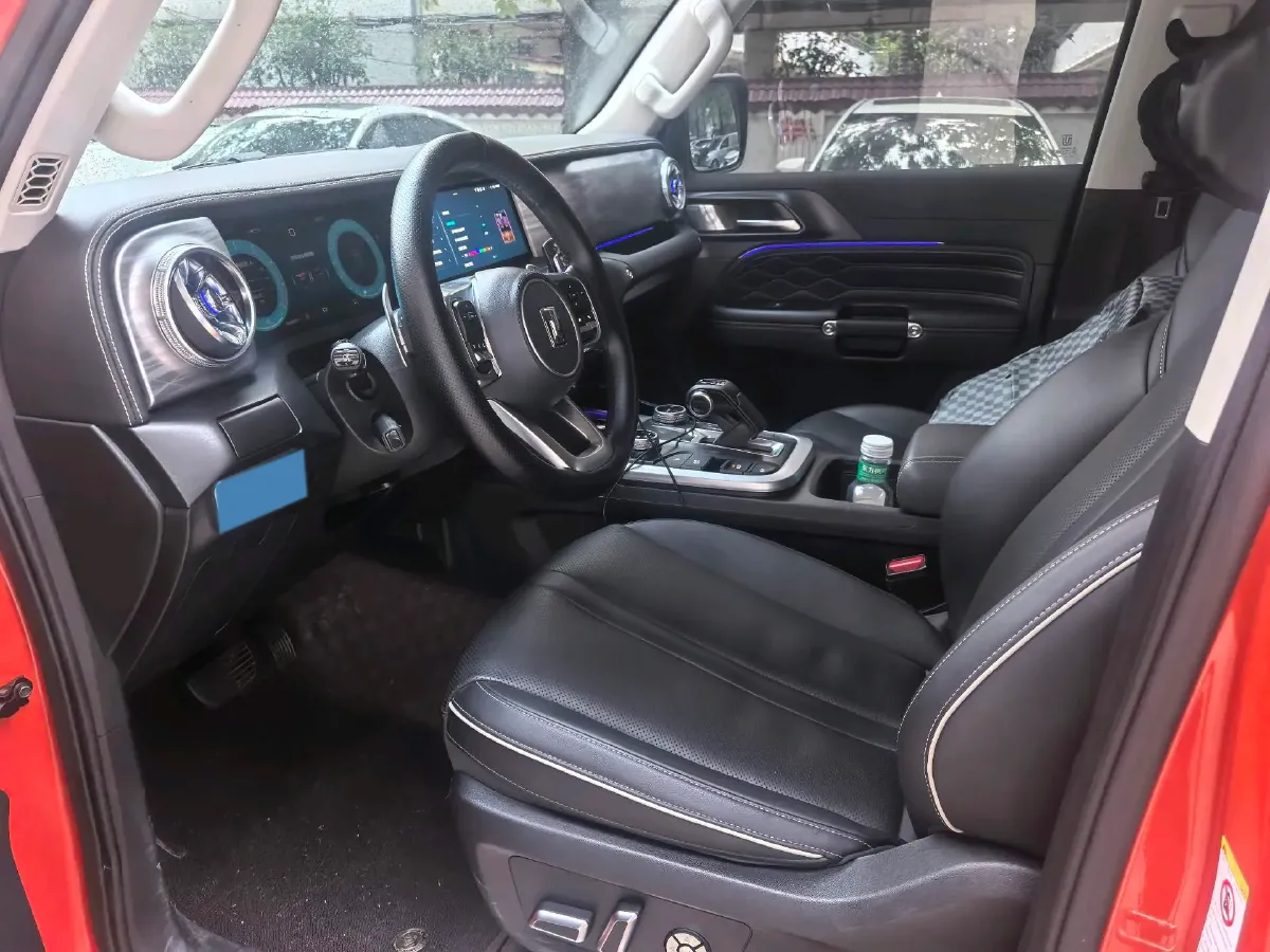 2021 Tank 300 2.0T 227HP L4 8AT,autocango,china used car exporter,china ev exporter,chinese used car exporter,chinese used ev exporter