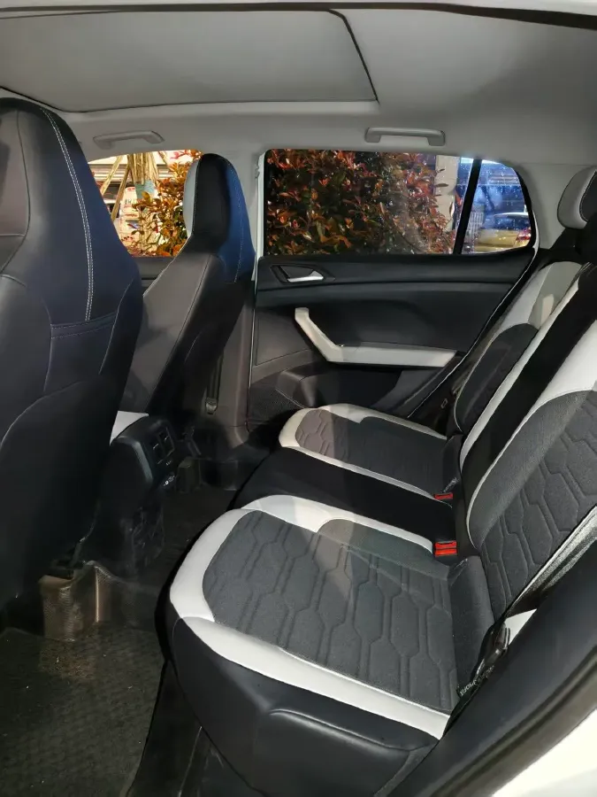 2025 Volkswagen Tharu 1.5L 110HP L4 6AT,autocango,china used car exporter,china ev exporter,chinese used car exporter,chinese used ev exporter