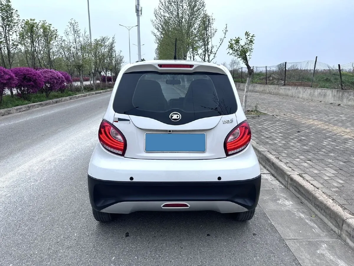 2018 BaoJun 310W 1.5L 112HP L4 5AMT,autocango,china used car exporter,china ev exporter,chinese used car exporter,chinese used ev exporter