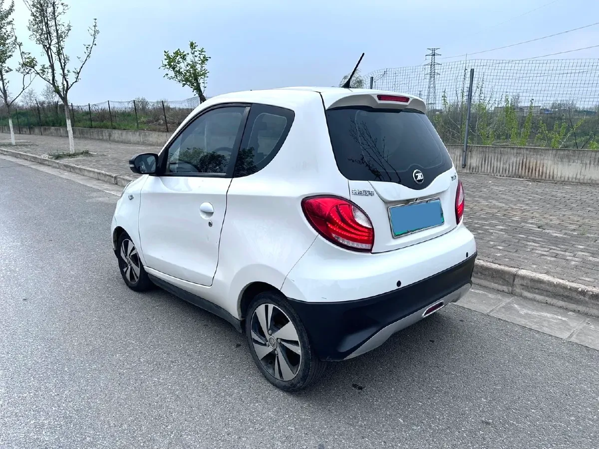 2018 BaoJun 310W 1.5L 112HP L4 5AMT,autocango,china used car exporter,china ev exporter,chinese used car exporter,chinese used ev exporter