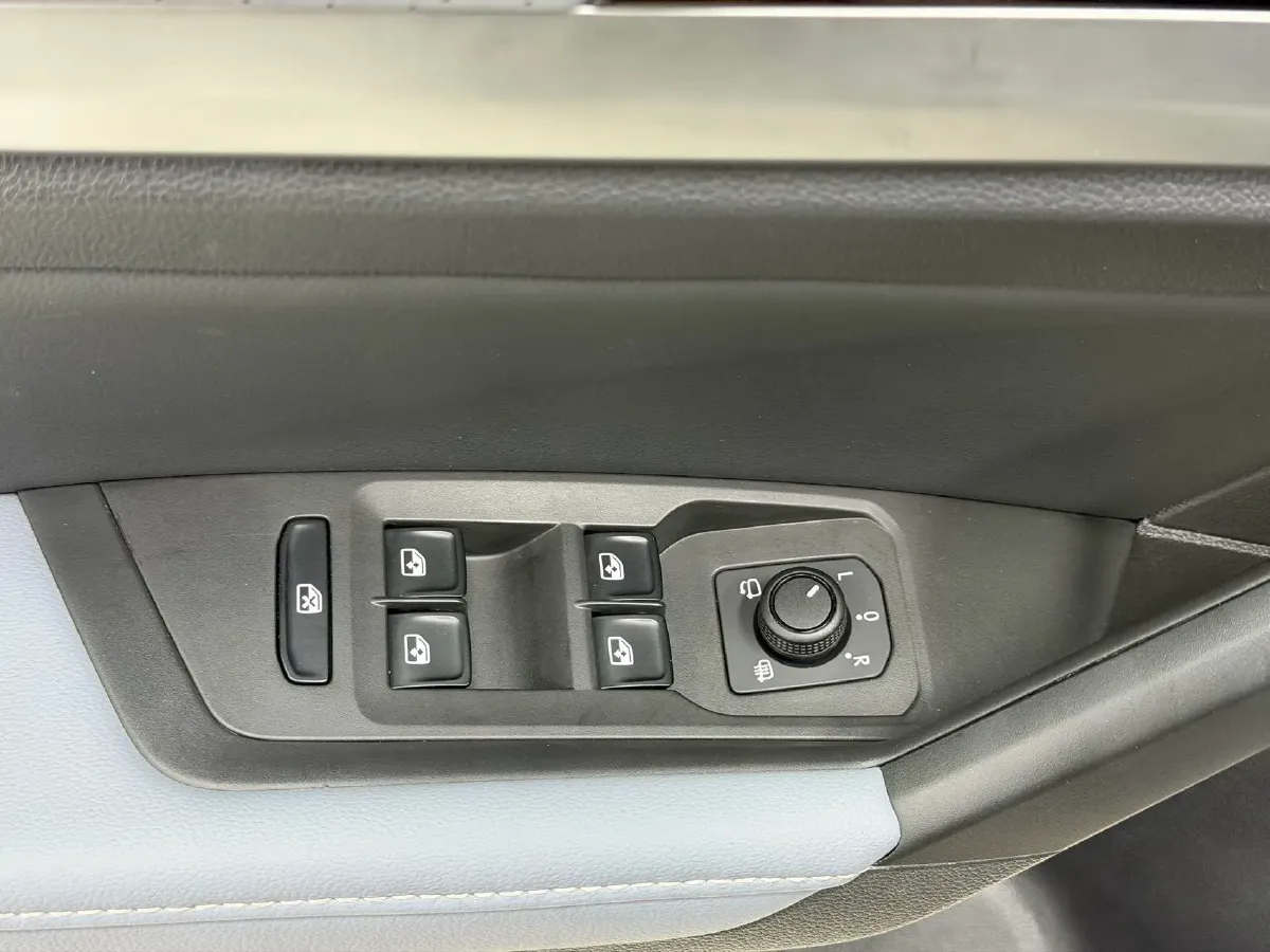 2023 Volkswagen Lavida 1.4T 150HP L4 7DCT,autocango,china used car exporter,china ev exporter,chinese used car exporter,chinese used ev exporter