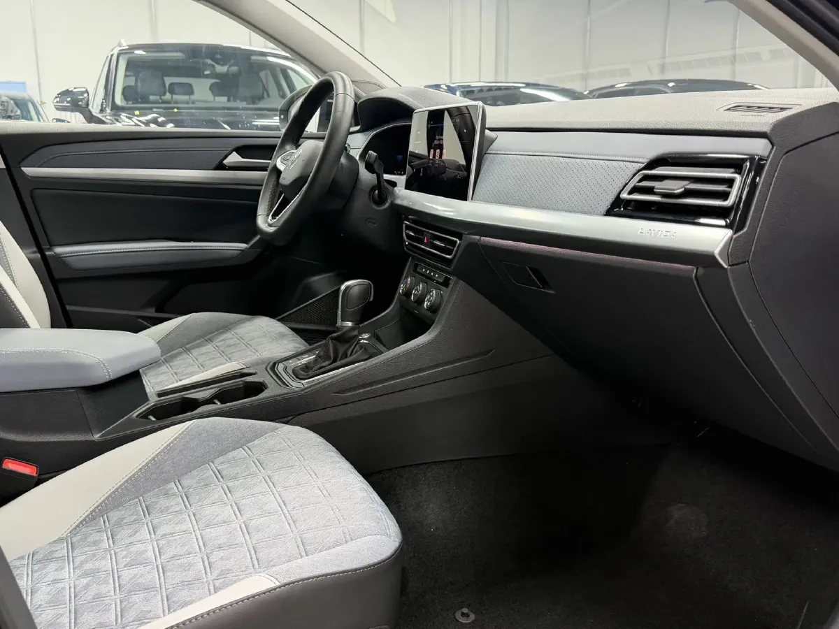 2023 Volkswagen Lavida 1.4T 150HP L4 7DCT,autocango,china used car exporter,china ev exporter,chinese used car exporter,chinese used ev exporter