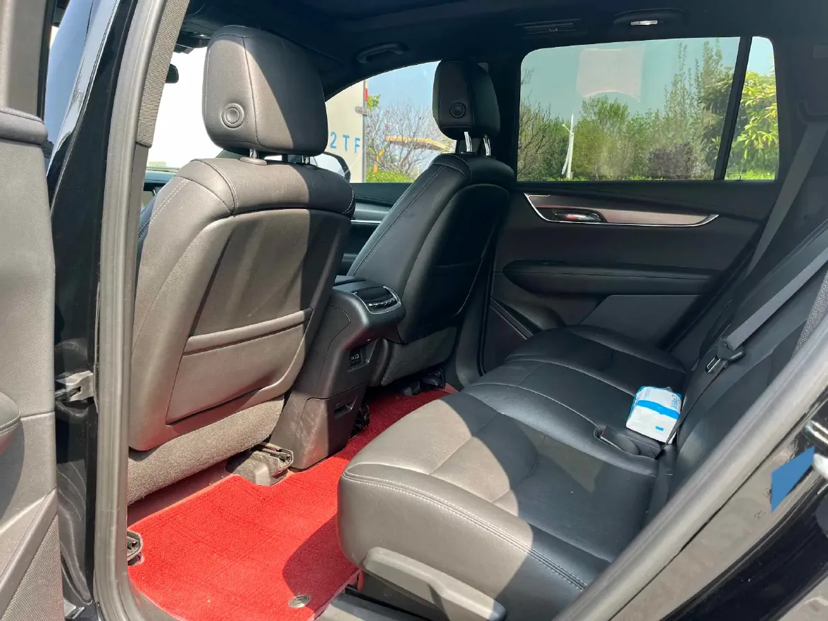 2022 Cadillac XT6 2.0T 237HP L4 9AT,autocango,china used car exporter,china ev exporter,chinese used car exporter,chinese used ev exporter