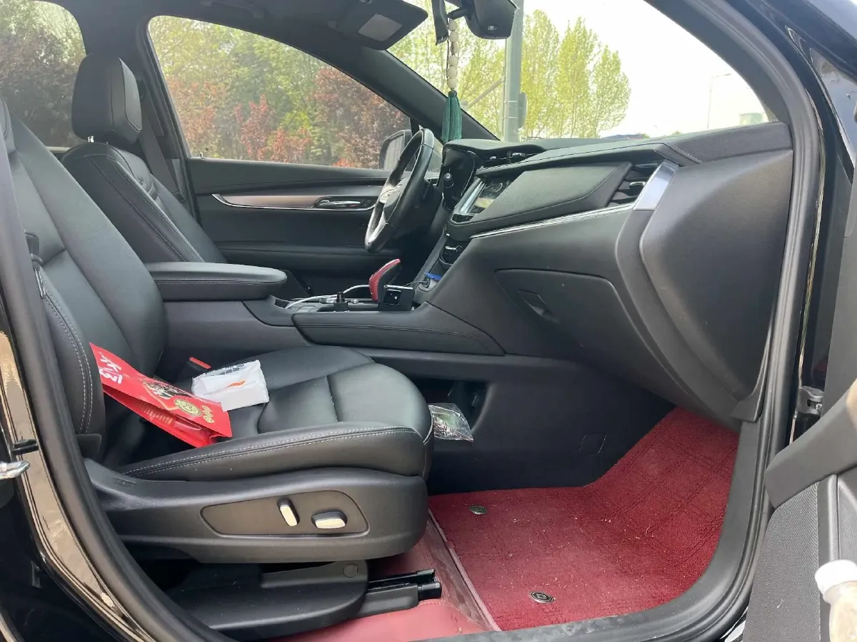 2022 Cadillac XT6 2.0T 237HP L4 9AT,autocango,china used car exporter,china ev exporter,chinese used car exporter,chinese used ev exporter