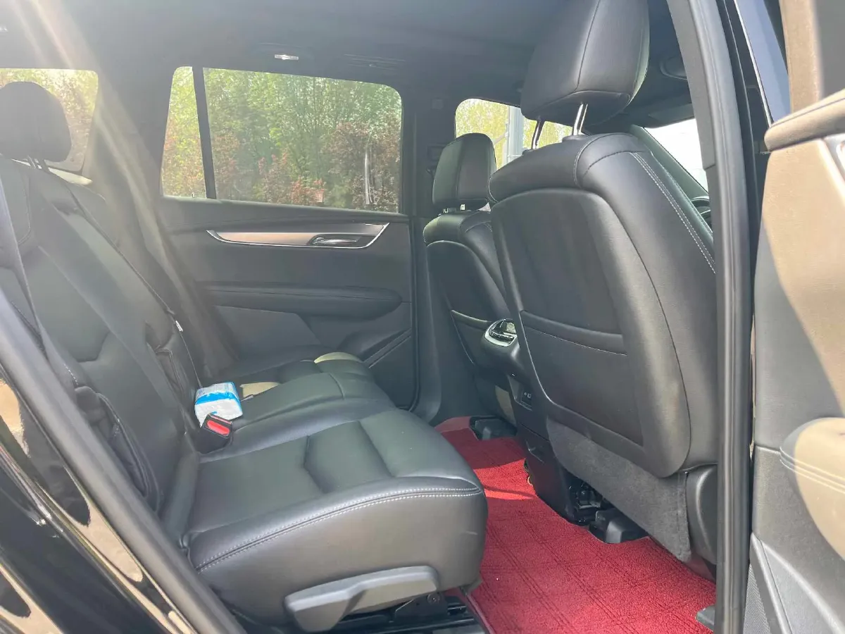 2022 Cadillac XT6 2.0T 237HP L4 9AT,autocango,china used car exporter,china ev exporter,chinese used car exporter,chinese used ev exporter