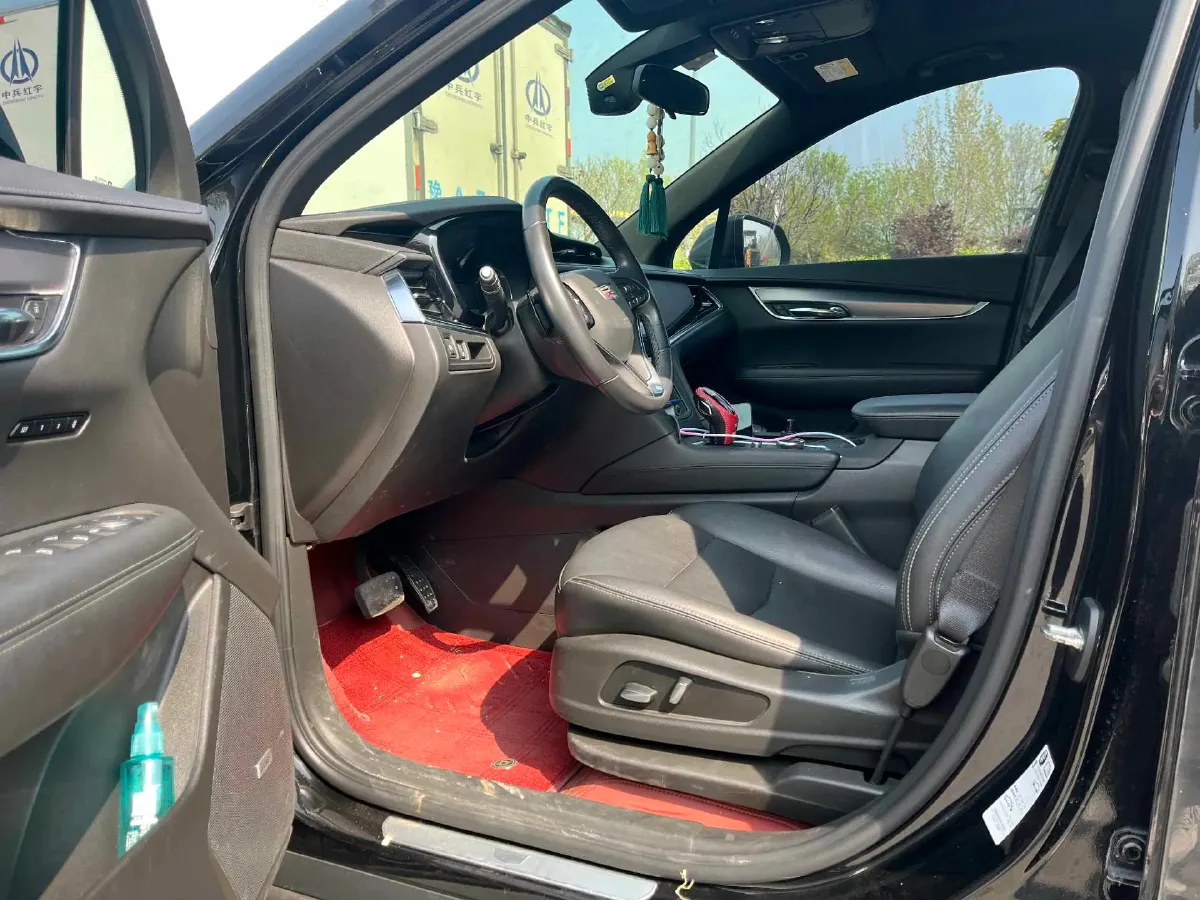 2022 Cadillac XT6 2.0T 237HP L4 9AT,autocango,china used car exporter,china ev exporter,chinese used car exporter,chinese used ev exporter