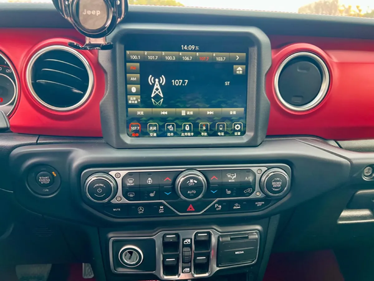 2021 Jeep Wrangler 2.0T 266HP L4 8AT,autocango,china used car exporter,china ev exporter,chinese used car exporter,chinese used ev exporter