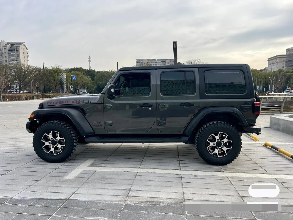 2021 Jeep Wrangler 2.0T 266HP L4 8AT,autocango,china used car exporter,china ev exporter,chinese used car exporter,chinese used ev exporter