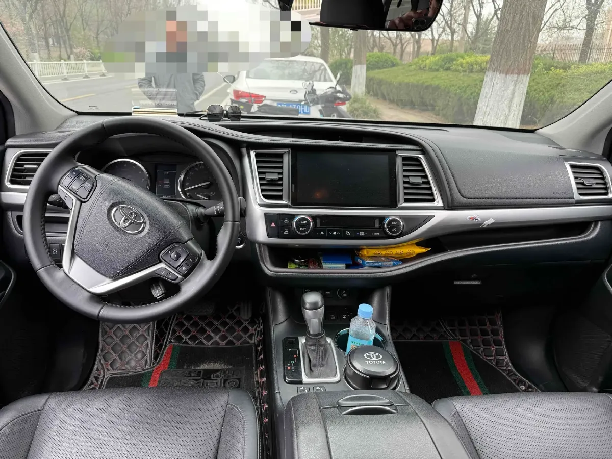2021 Toyota Highlander 2.0T 220HP L4 6AT,autocango,china used car exporter,china ev exporter,chinese used car exporter,chinese used ev exporter