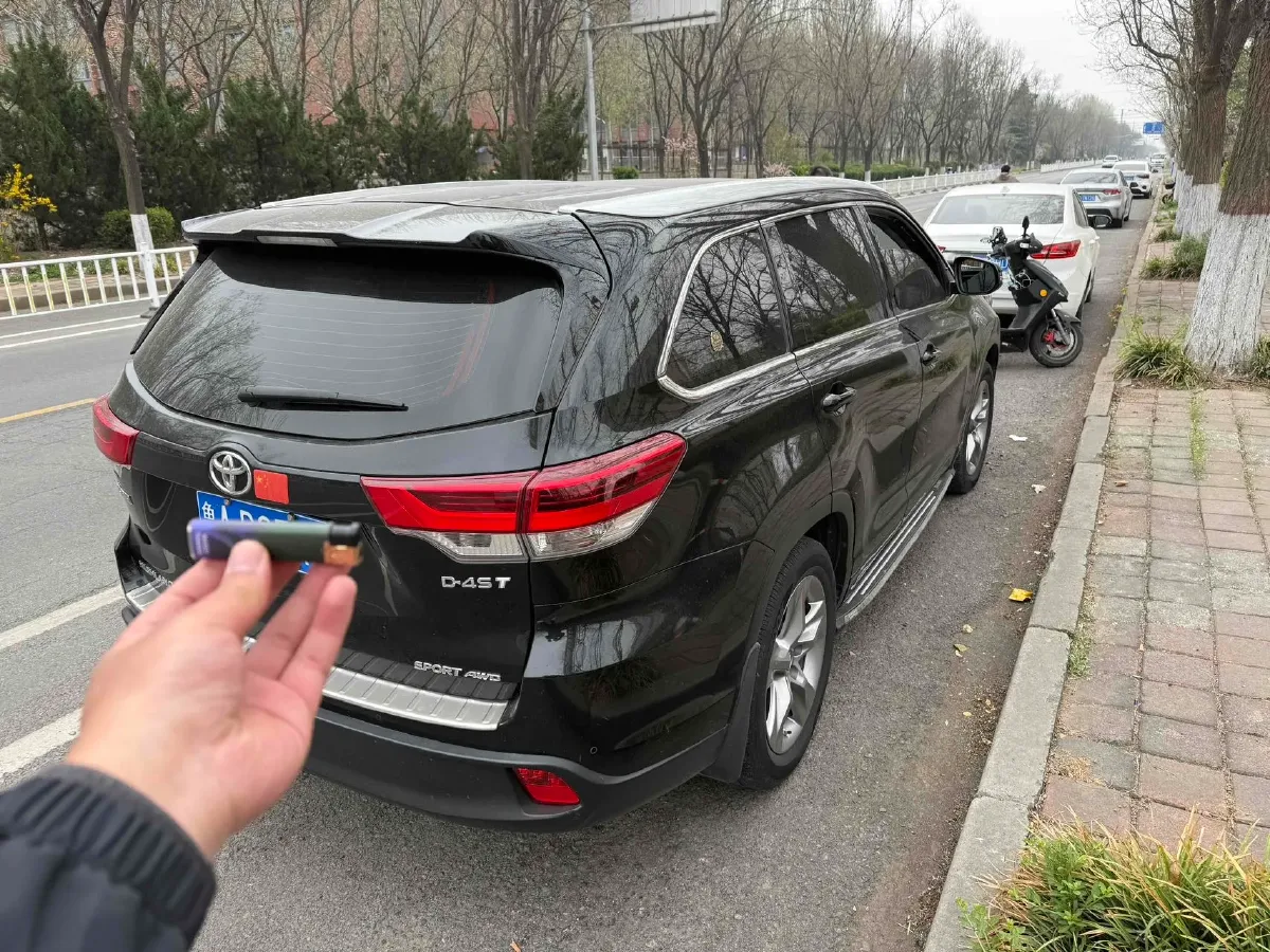 2021 Toyota Highlander 2.0T 220HP L4 6AT,autocango,china used car exporter,china ev exporter,chinese used car exporter,chinese used ev exporter