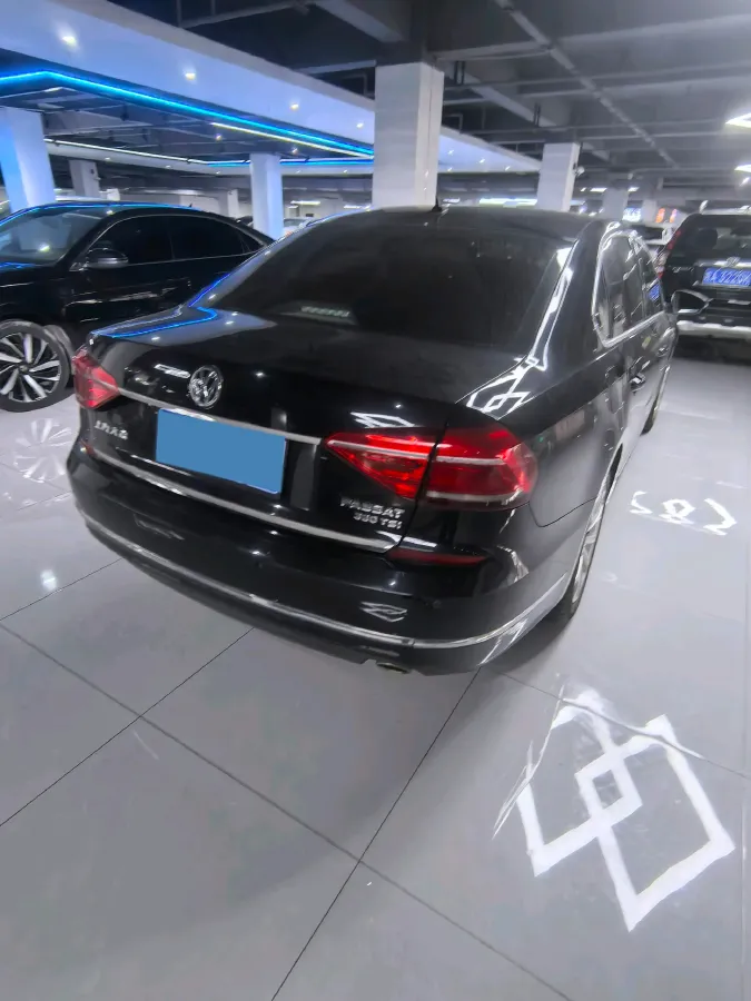 2017 Volkswagen Passat 1.8T 180HP L4 7DCT,autocango,china used car exporter,china ev exporter,chinese used car exporter,chinese used ev exporter