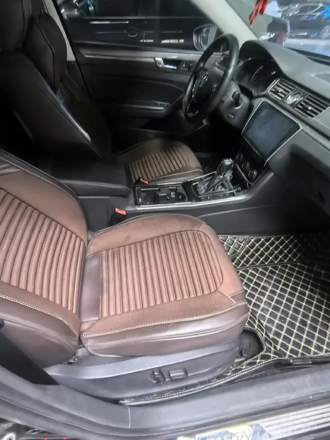 2017 Volkswagen Passat 1.8T 180HP L4 7DCT,autocango,china used car exporter,china ev exporter,chinese used car exporter,chinese used ev exporter